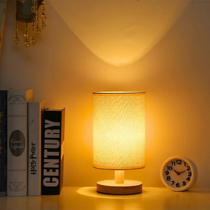 Lunora – Lampe de chevet en bois massif