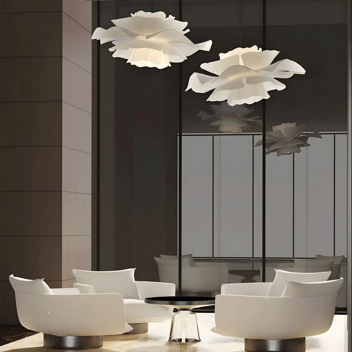 Brilliance imminente : suspension florale moderne