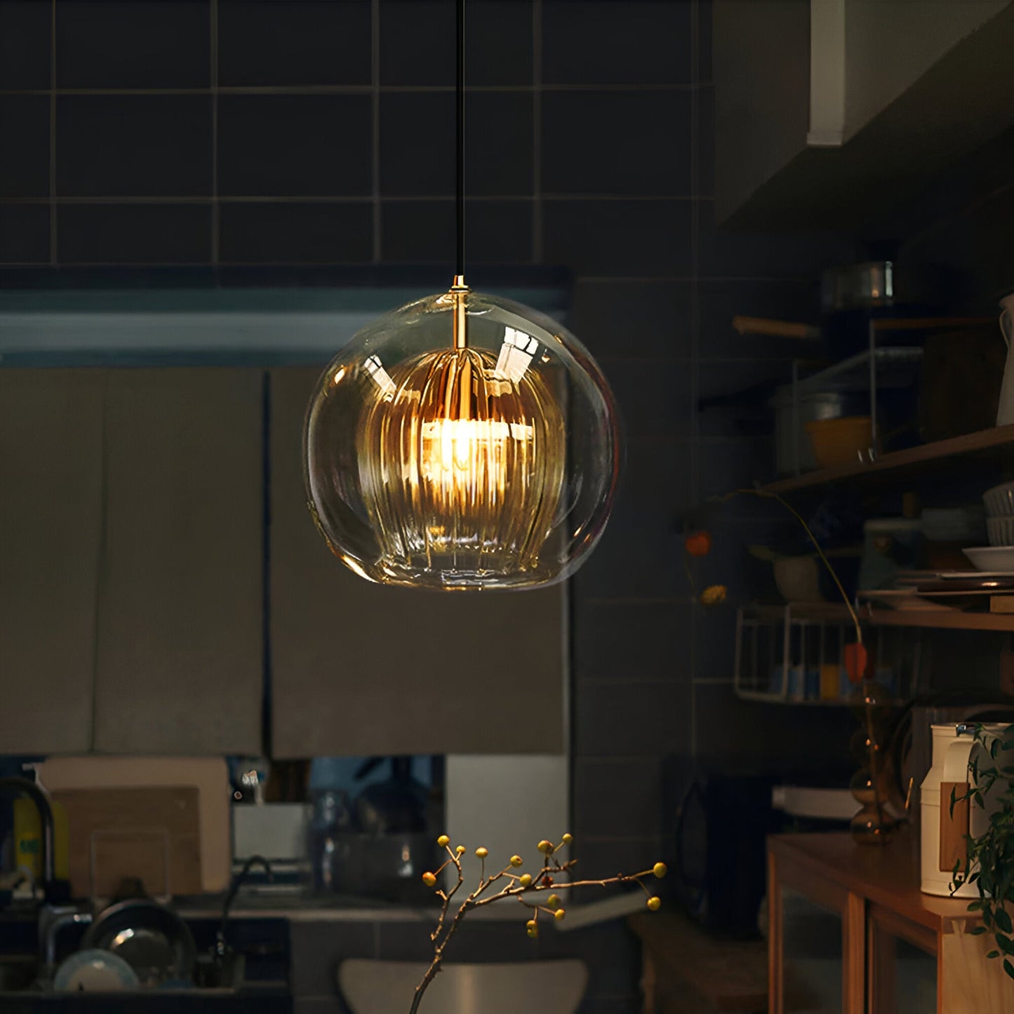 Pia – Simple suspension en verre