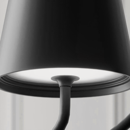 VitaForm – Suspension design aux courbes organiques