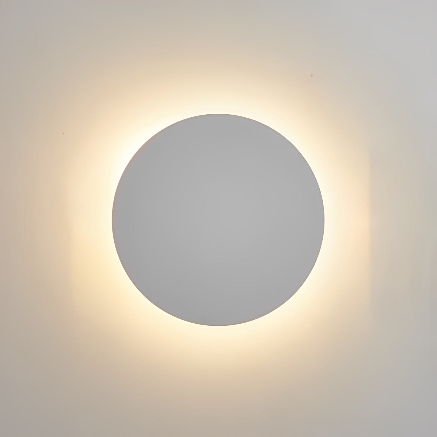 Sylvia – Lampe murale élégante avec forme ronde et lumière chaude