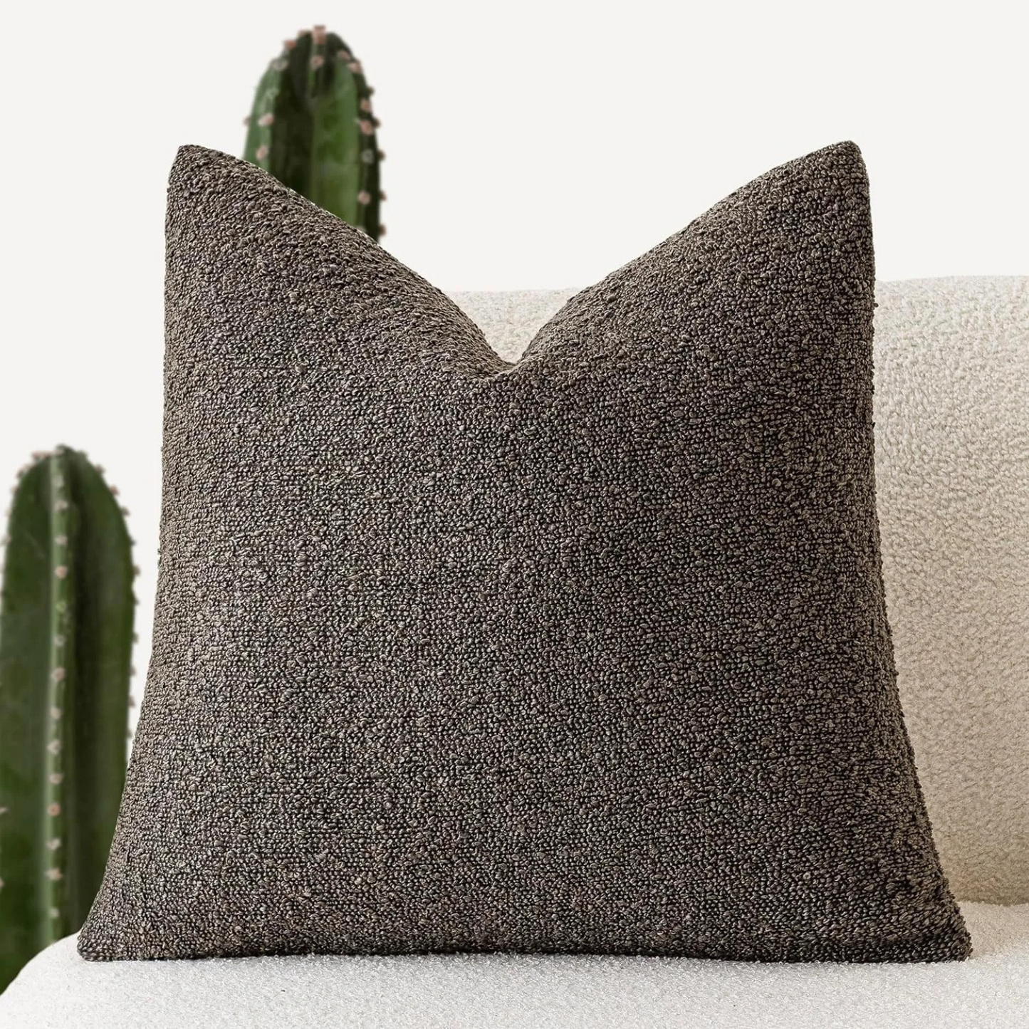 Mira – Douces Housses de Coussin Bouclé