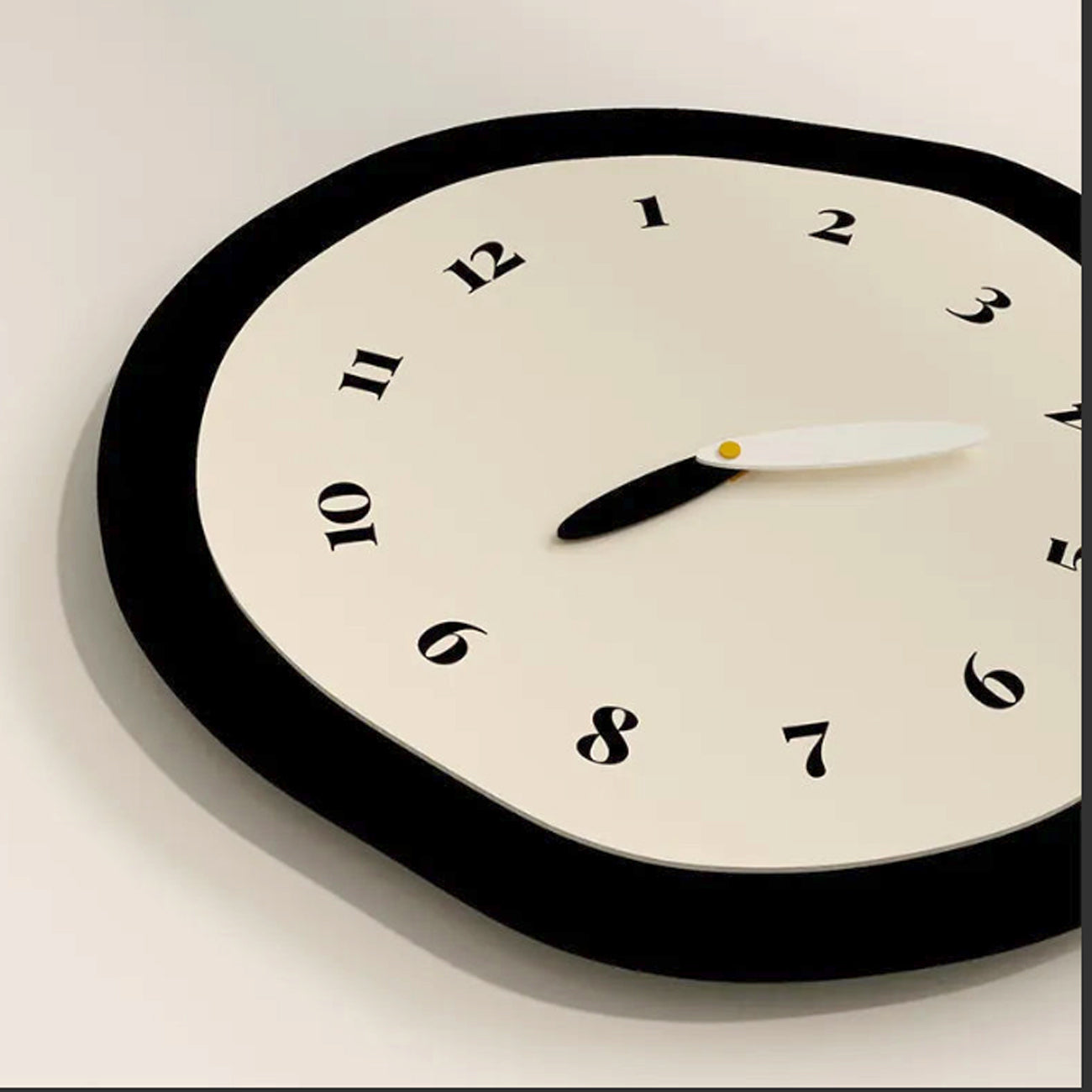Le Caire – Creative Irrégulière Horloge Murale