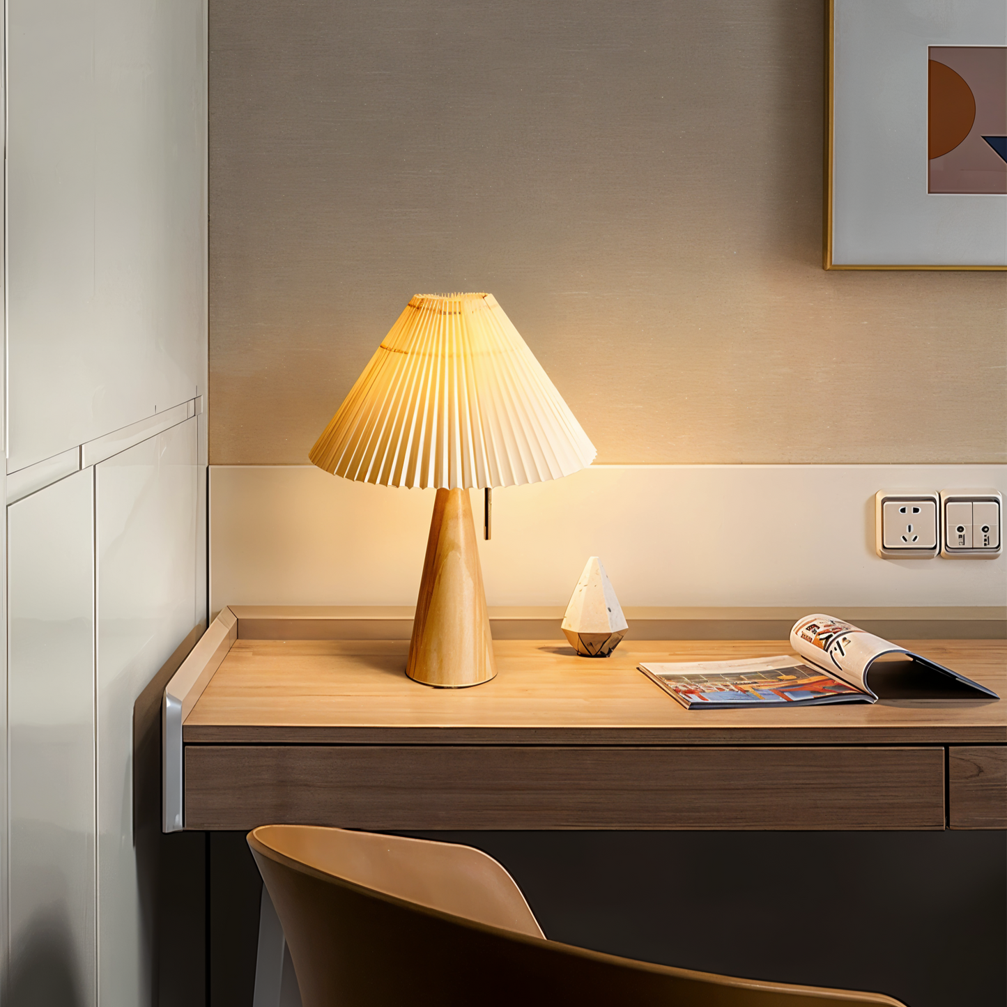 Caro – Lampe de table conique
