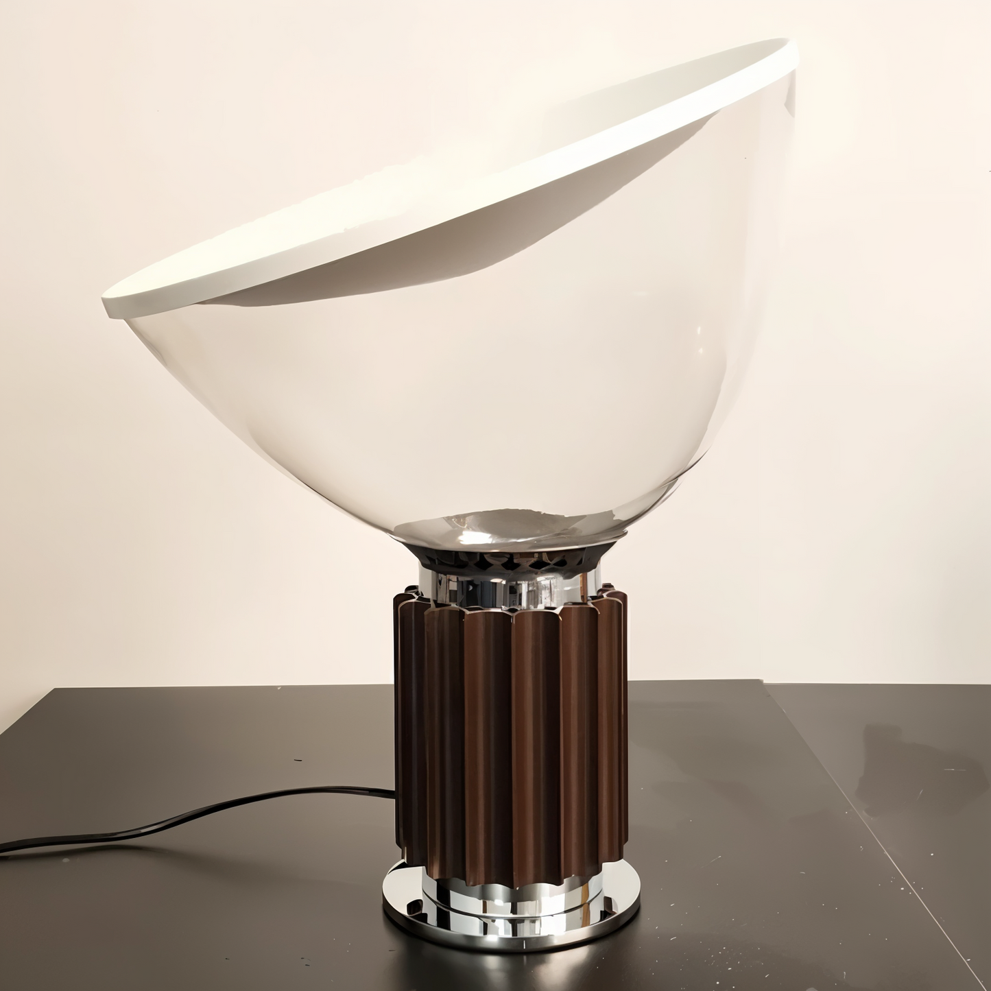 Domo – Lampe de table sculpturale