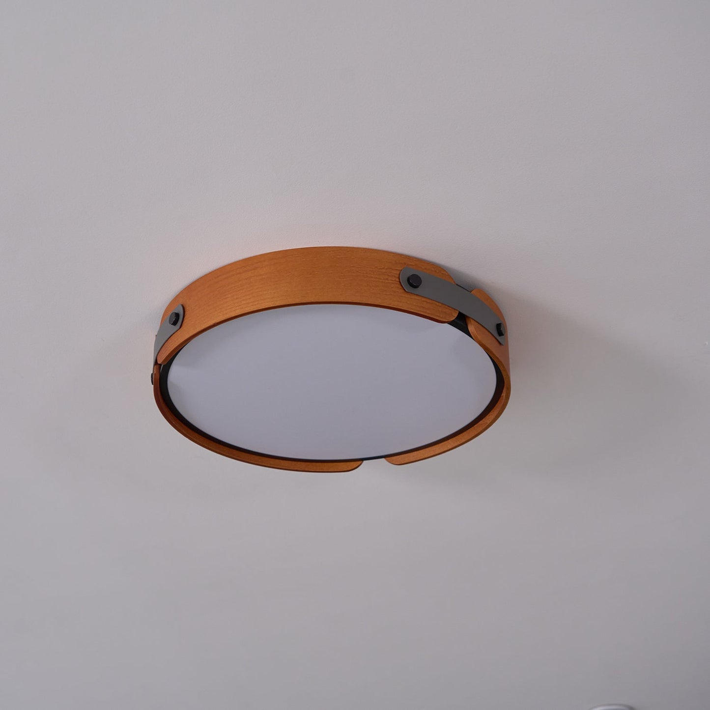 Aiwen – Plafonnier en bois