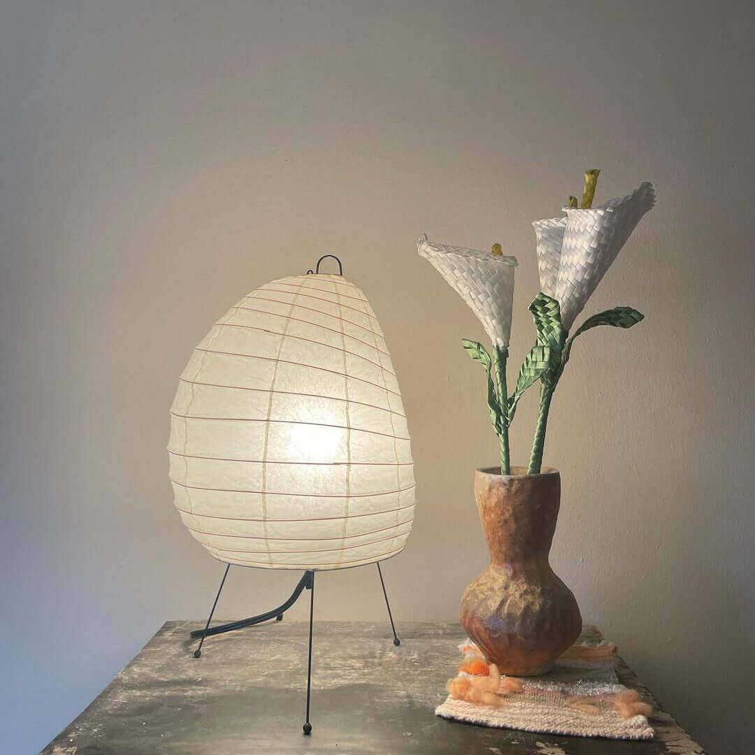 Miyu – Lampe de table en papier de riz