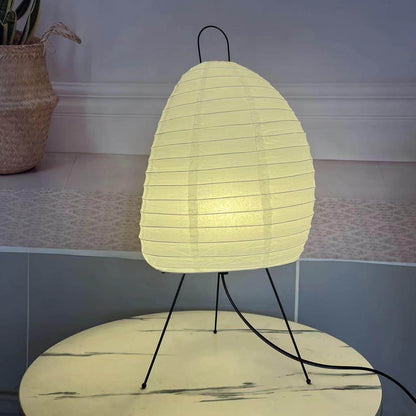 Miyu – Lampe de table en papier de riz