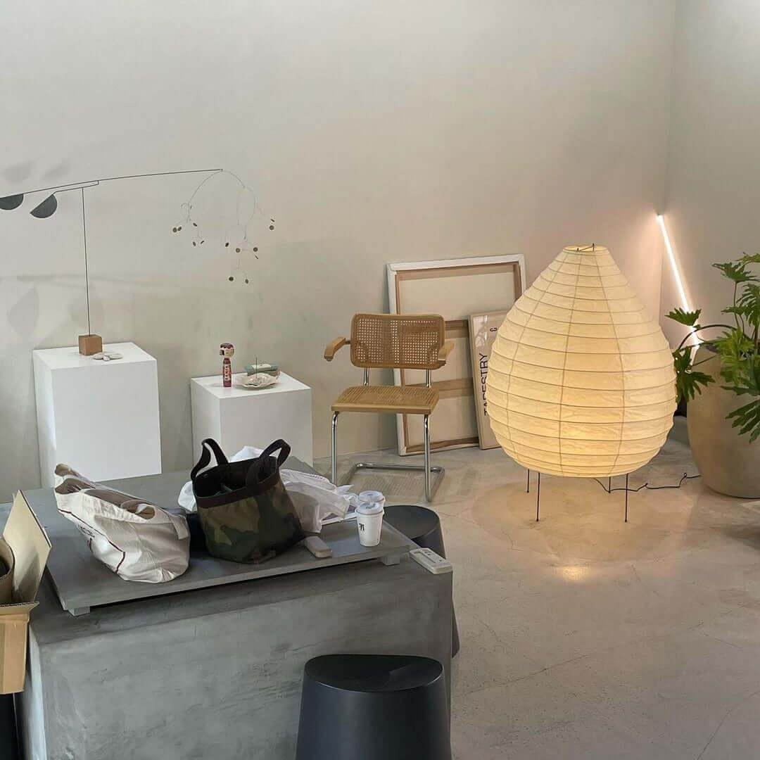 Satoshi – Lampe de table en papier de riz Wabi-Sabi