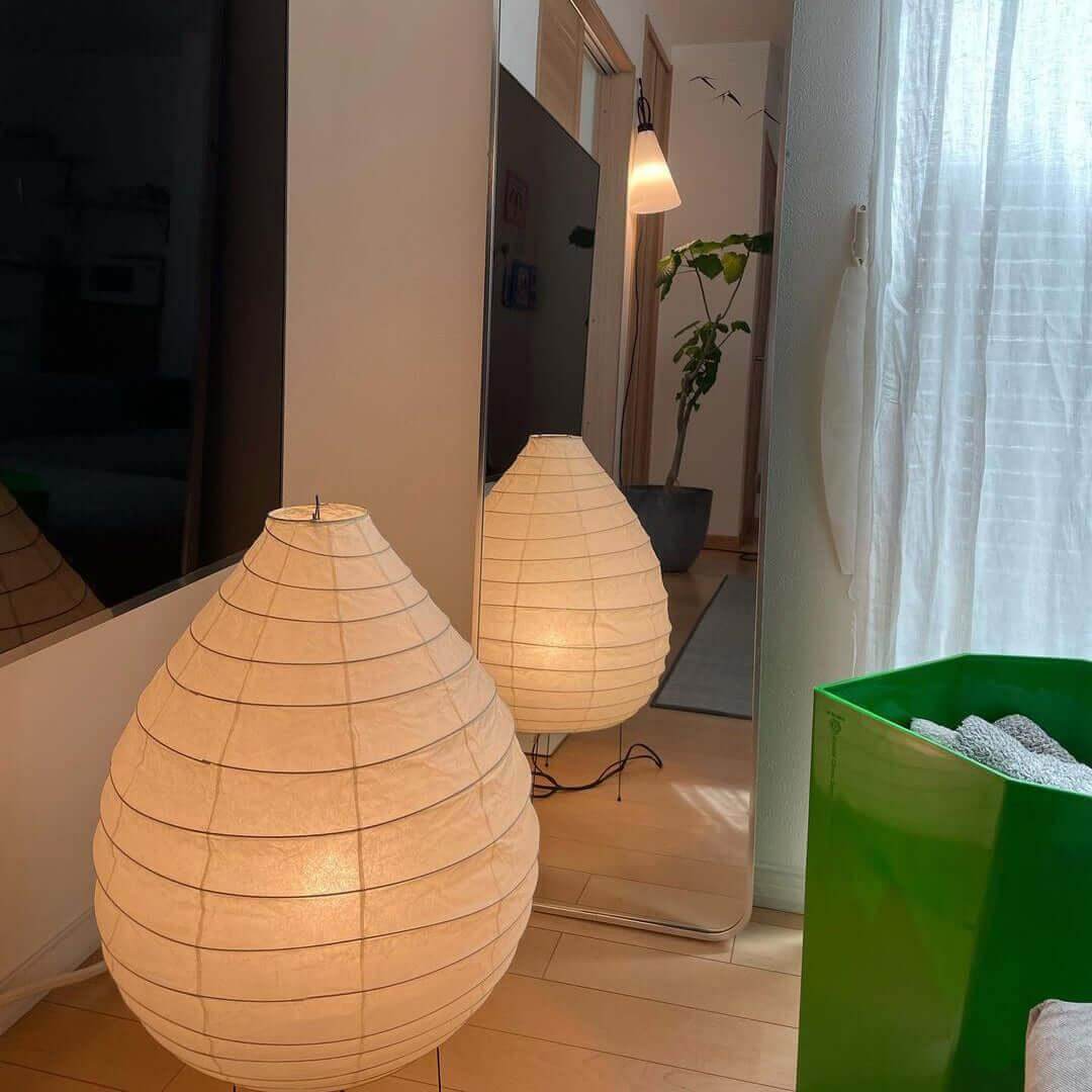 Satoshi – Lampe de table en papier de riz Wabi-Sabi