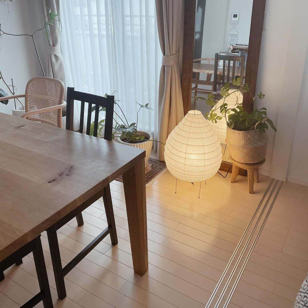 Satoshi – Lampe de table en papier de riz Wabi-Sabi