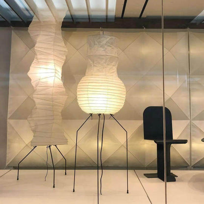 Haruto – Lampadaire en papier de riz japonais