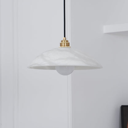 Mark – Pendelleuchte en Alabaster & Laiton