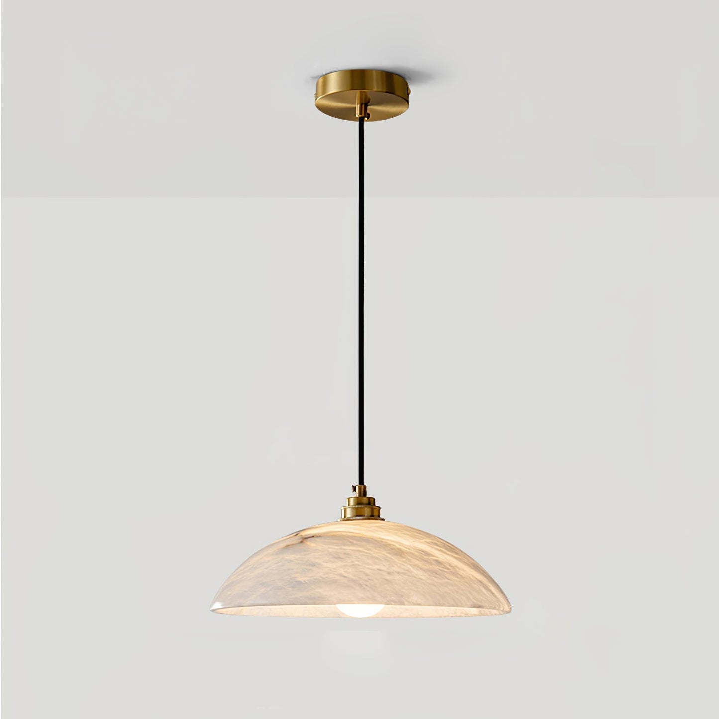 Mark – Pendelleuchte en Alabaster & Laiton