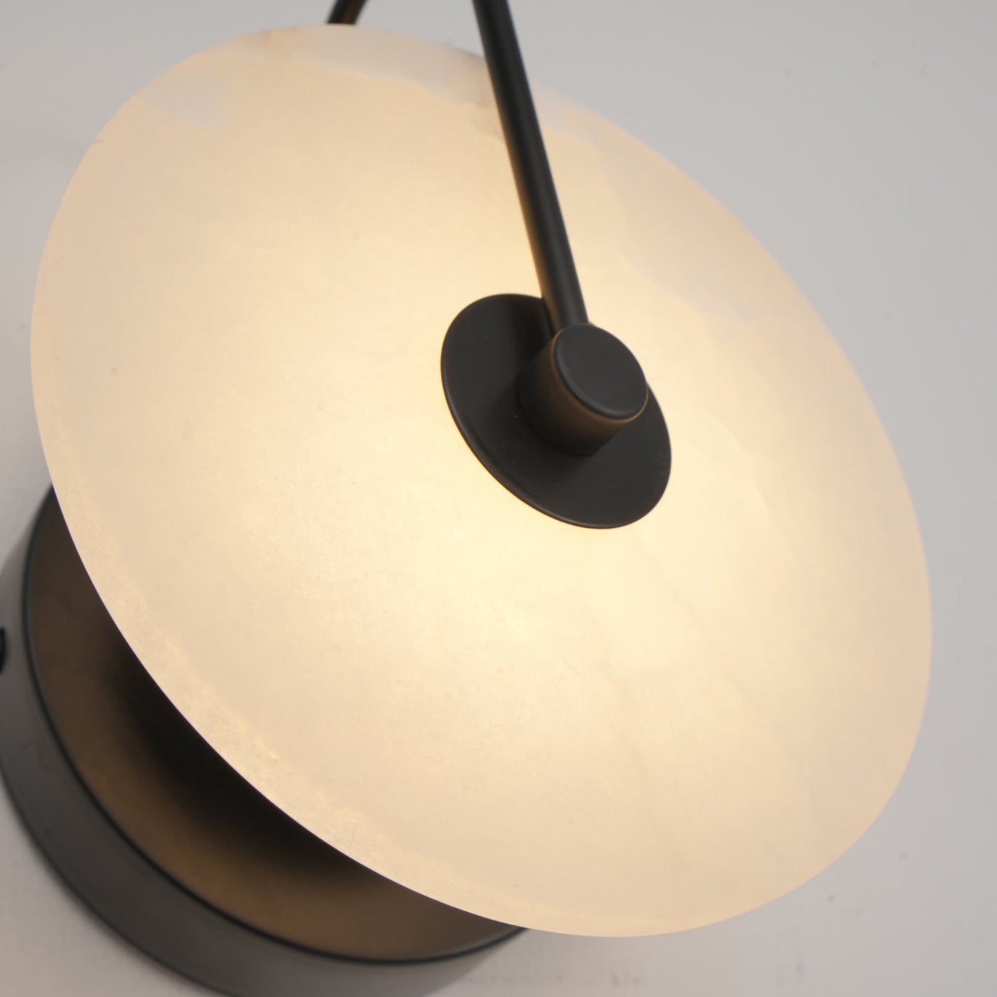 Aveline – Applique LED en pierre d'albâtre