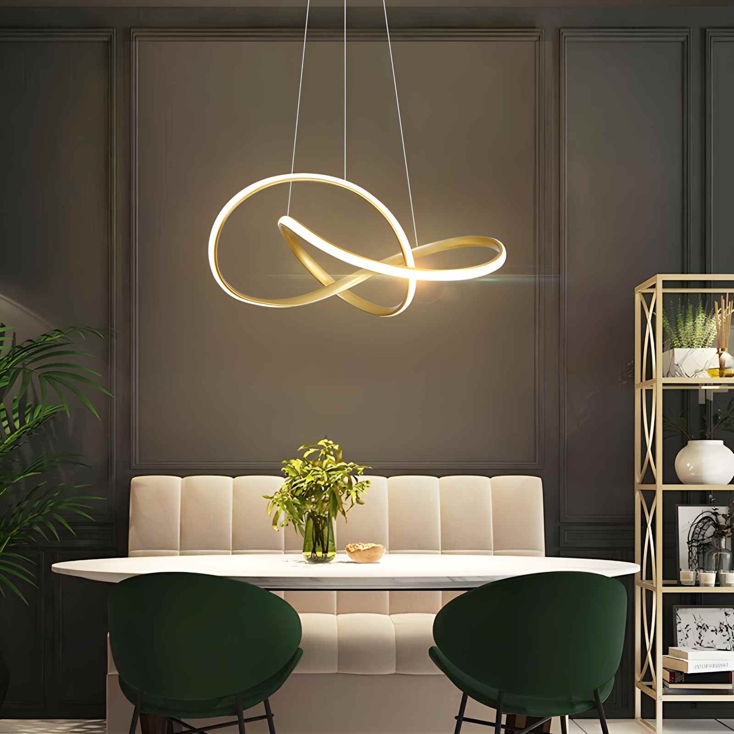Reina – Suspension moderne en forme de poisson