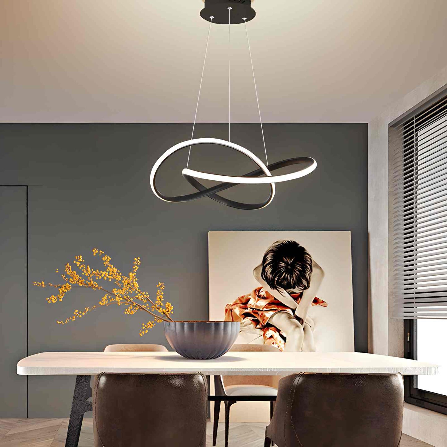 Reina – Suspension moderne en forme de poisson