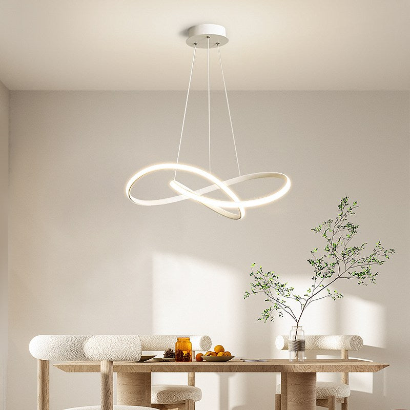 Reina – Suspension moderne en forme de poisson