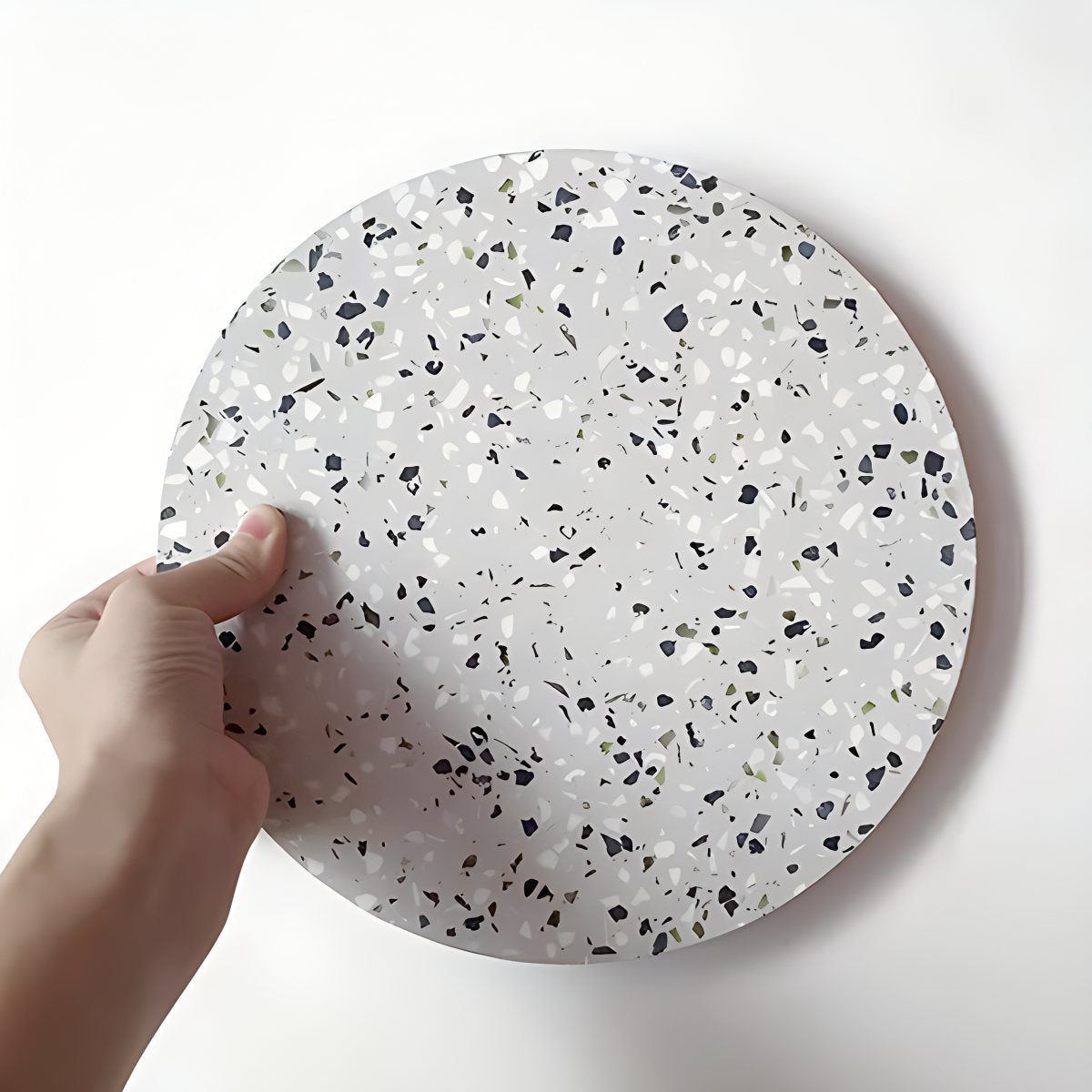 Yura – Applique murale ronde en terrazzo nordique