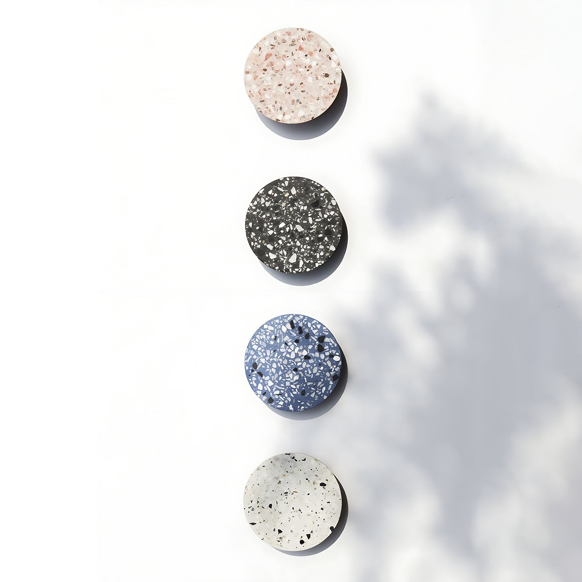 Yura – Applique murale ronde en terrazzo nordique