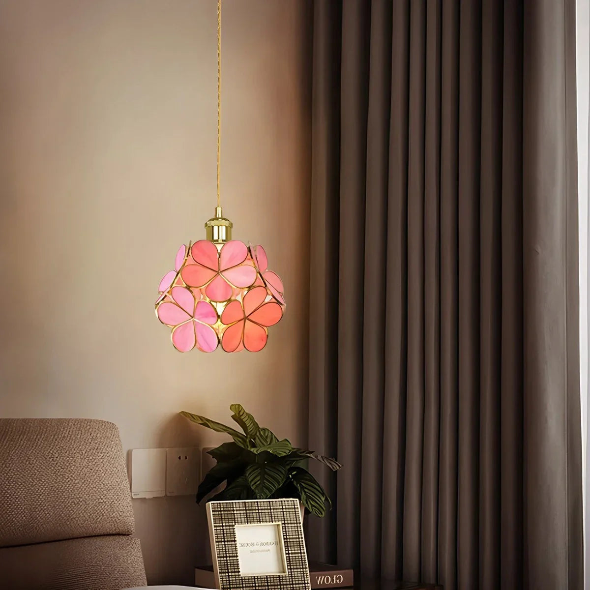 Hanami – Lustre en verre en forme de fleurs japonaises