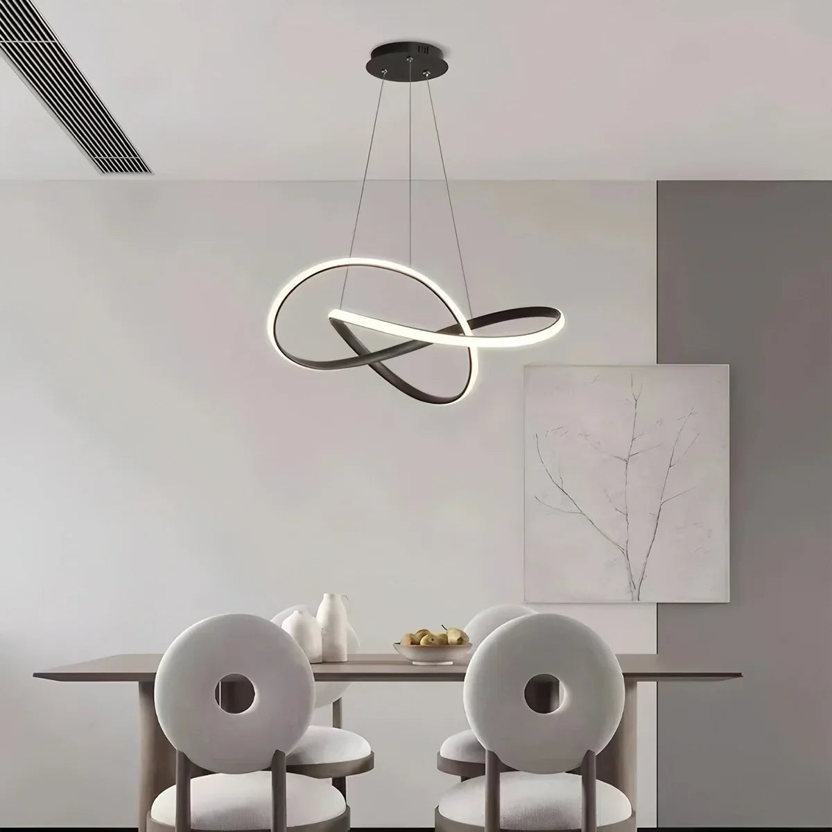 Reina – Suspension moderne en forme de poisson