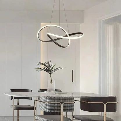 Reina – Suspension moderne en forme de poisson