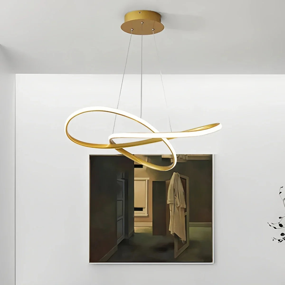 Reina – Suspension moderne en forme de poisson