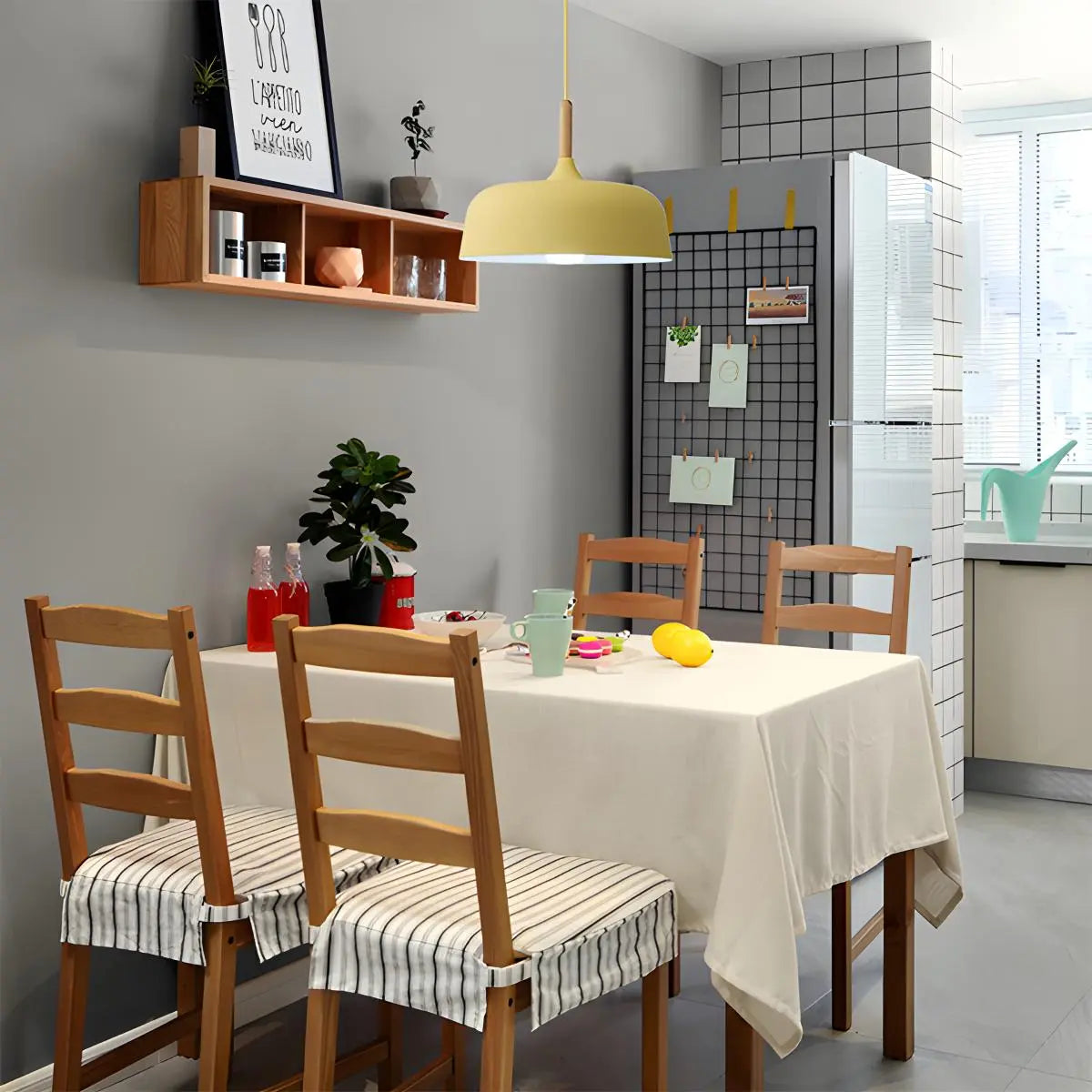 Nozomi – Suspension designer minimaliste