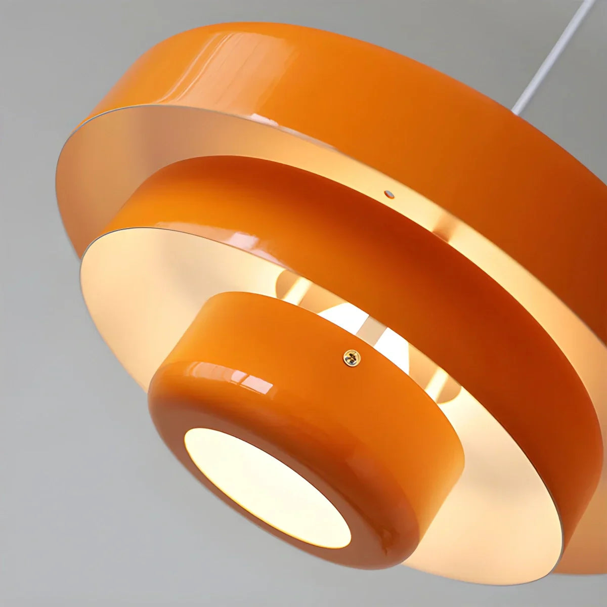 Kenji – Suspension designer rétro