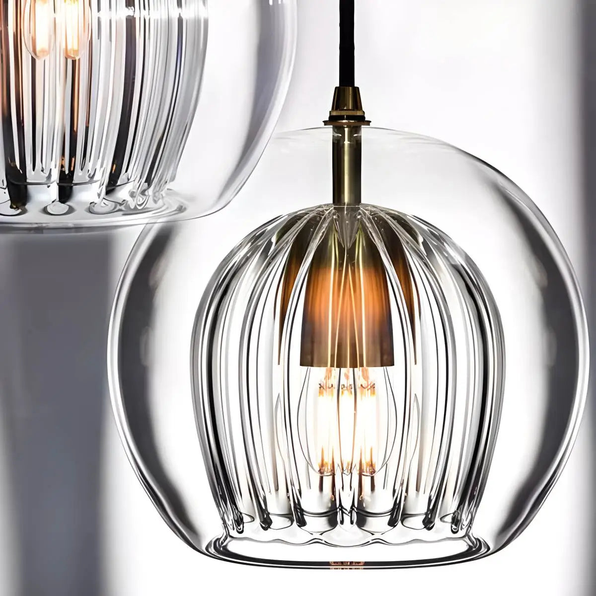 Harumi – Suspension en verre minimaliste