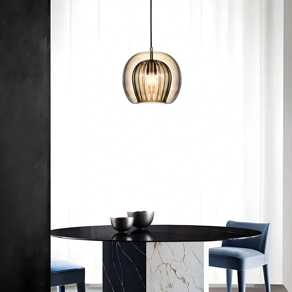 Harumi – Suspension en verre minimaliste