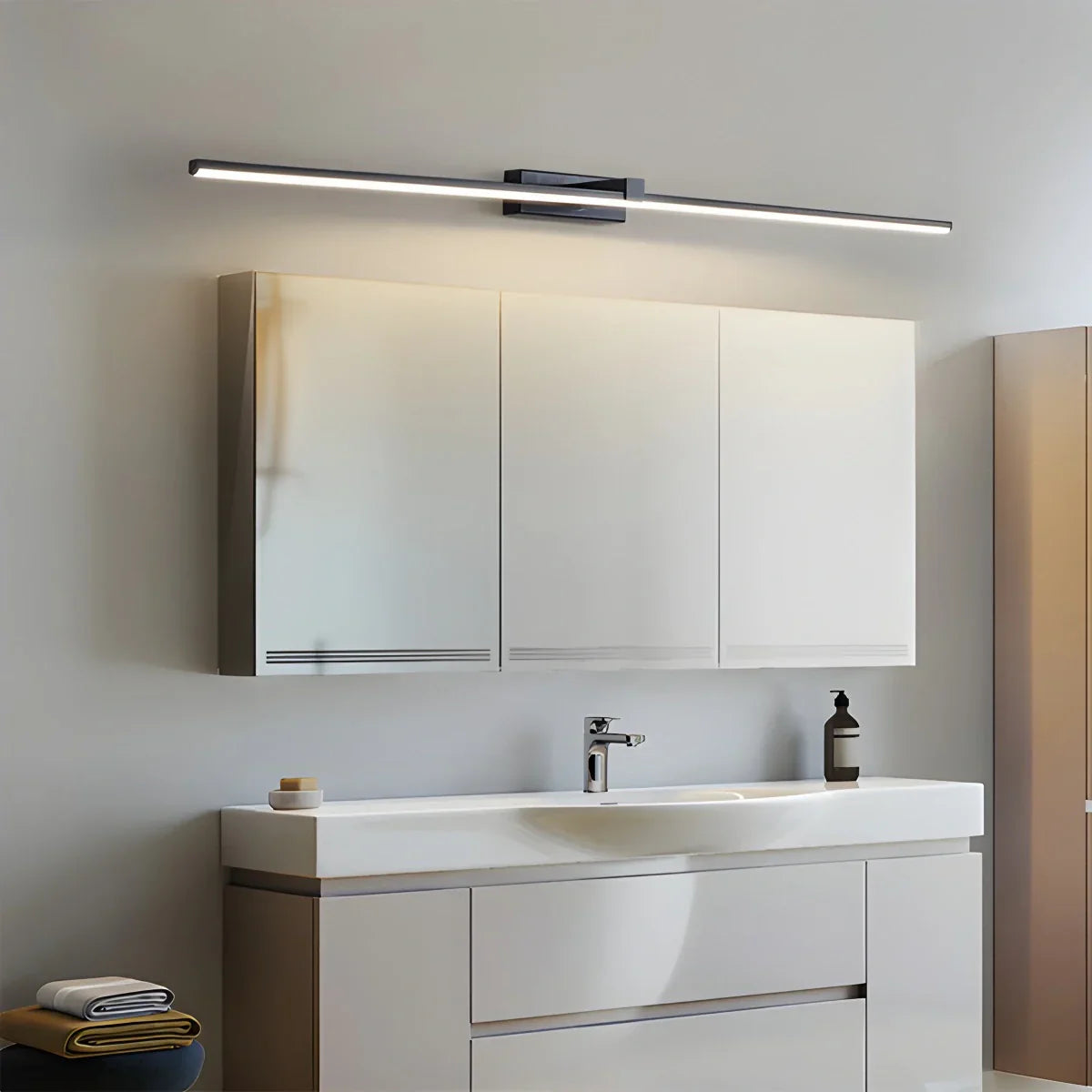 Mizuki – Applique miroir LED nordique
