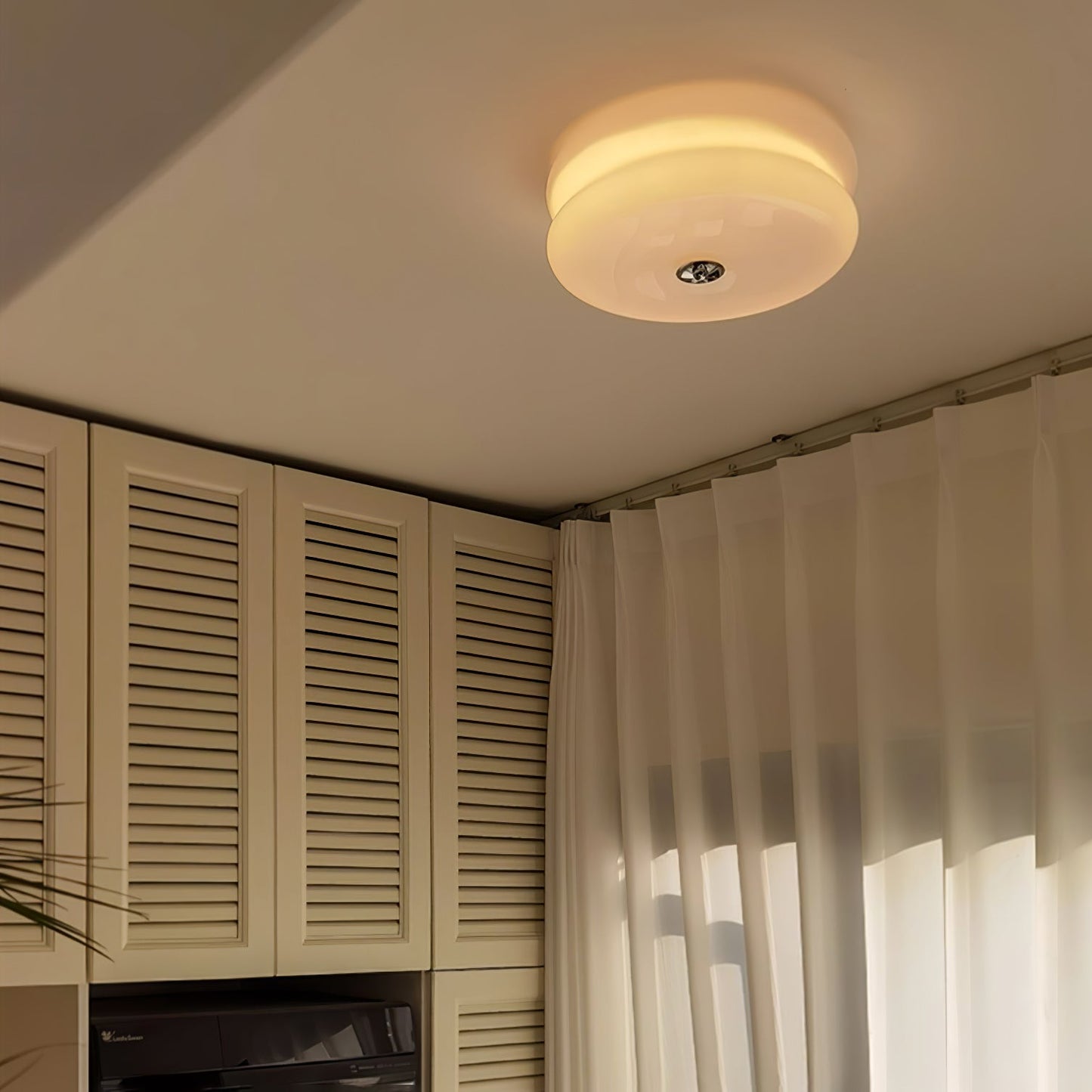 Elon – Lampe de plafond simple en verre crème