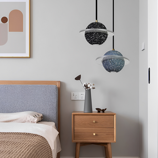 Nova – Lampe suspendue rouge design planète