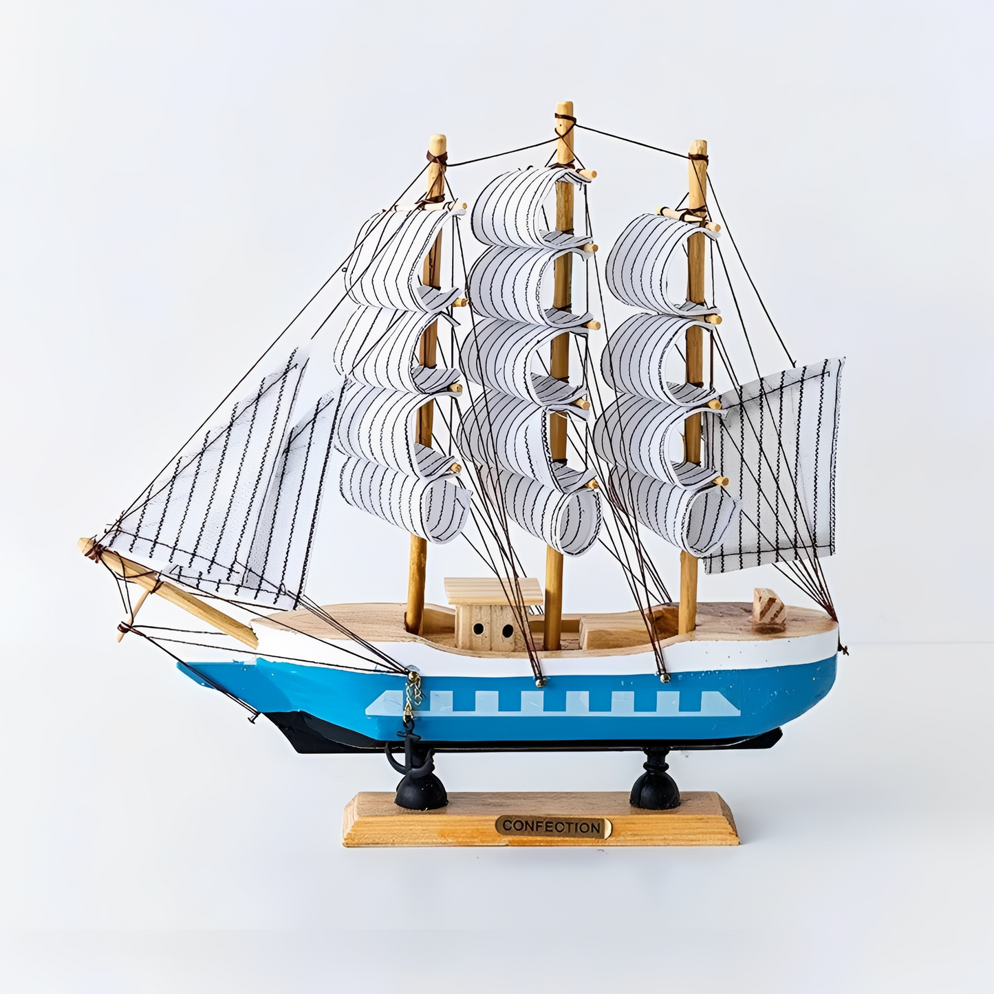 Naveen – Bateau de Décoration Moderne