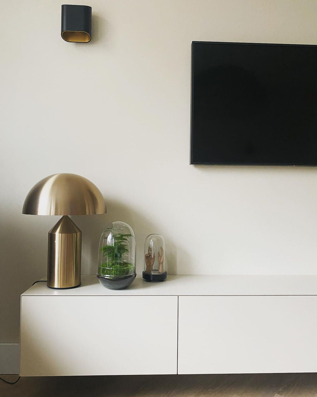 Stella – Lampe de table en métal design sculptural