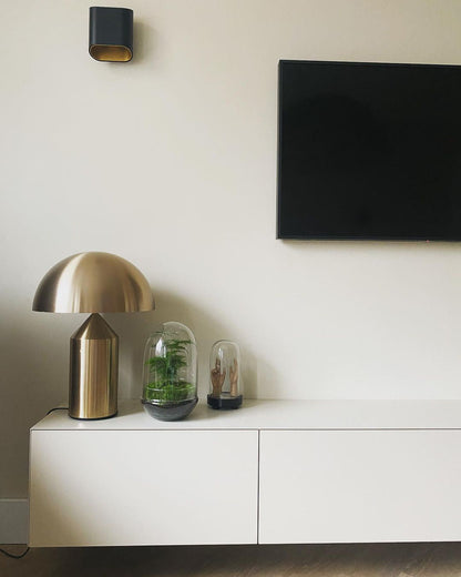 Stella – Lampe de table en métal design sculptural