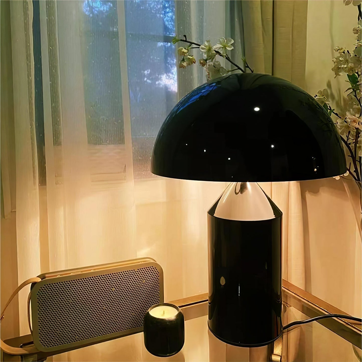 Stella – Lampe de table en métal design sculptural