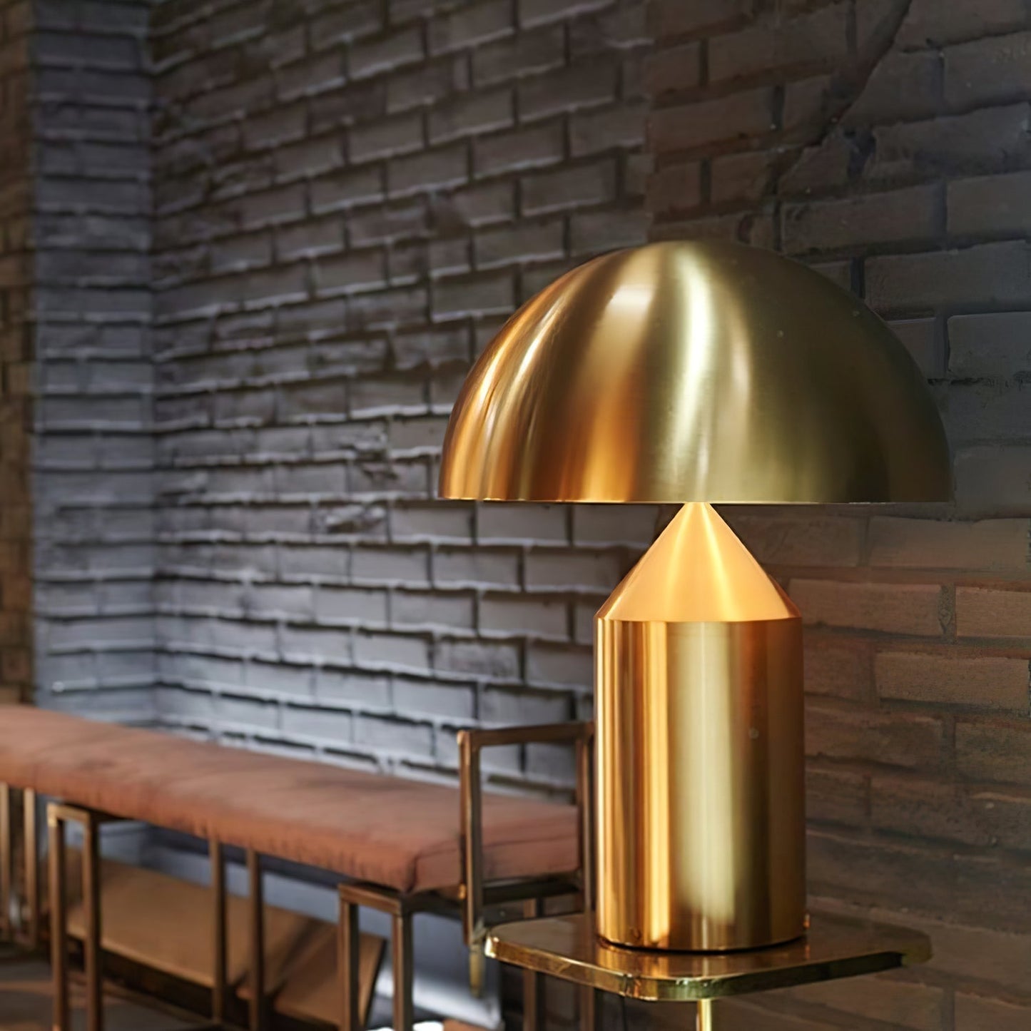Stella – Lampe de table en métal design sculptural