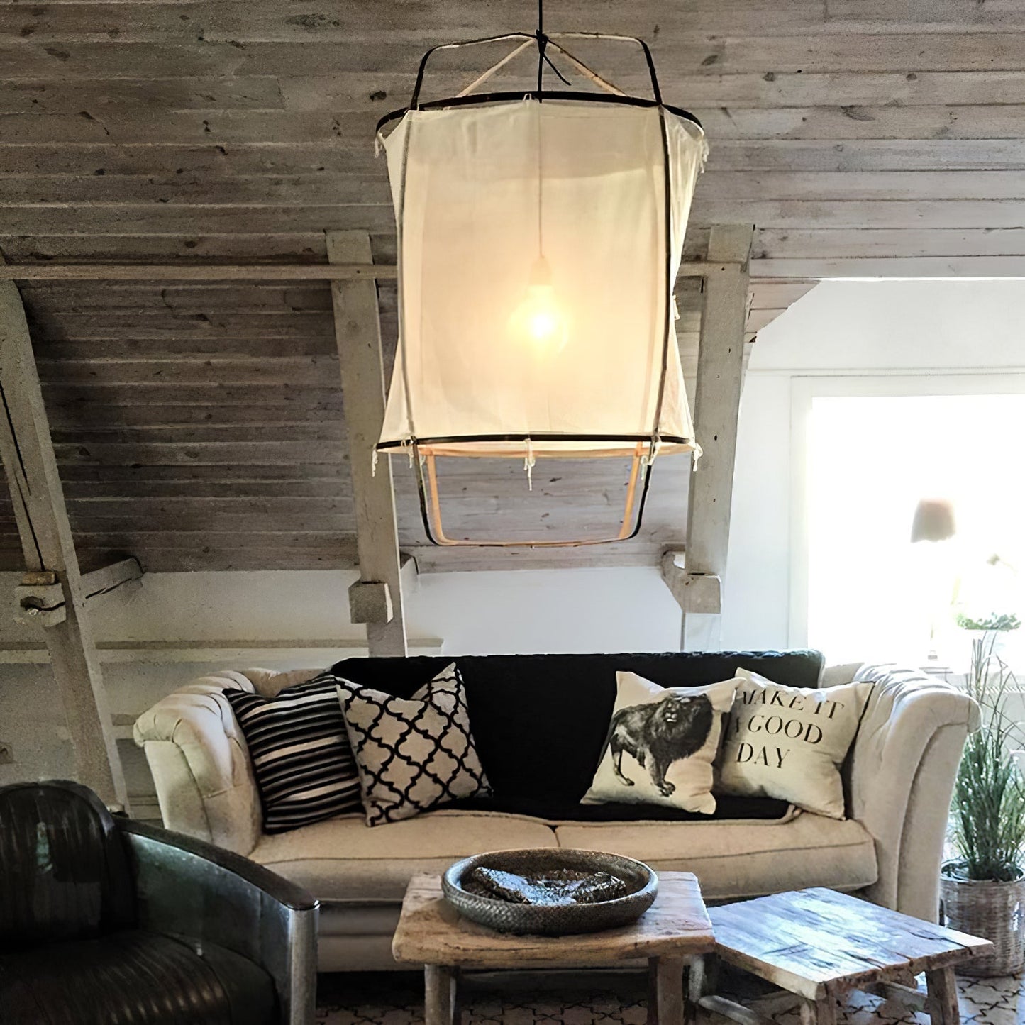 Asami – Suspension design en lin & bambou
