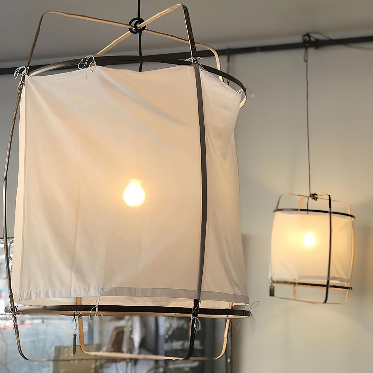 Asami – Suspension design en lin & bambou