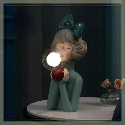 Marilou – Lampe de table moderne en résine