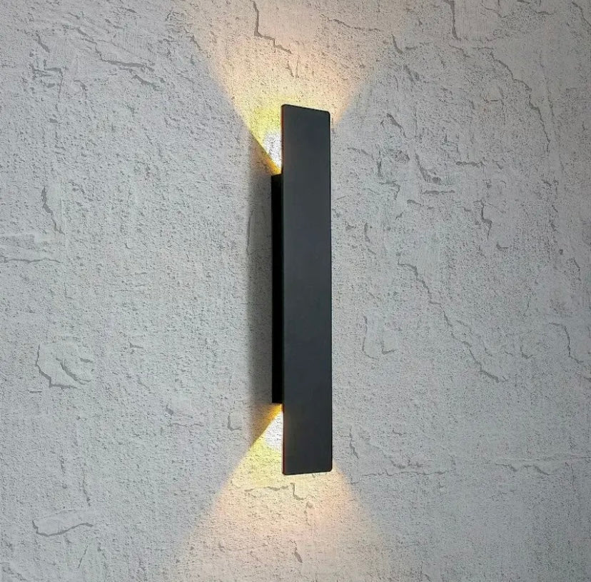 Laine – Moderne Wandlampe
