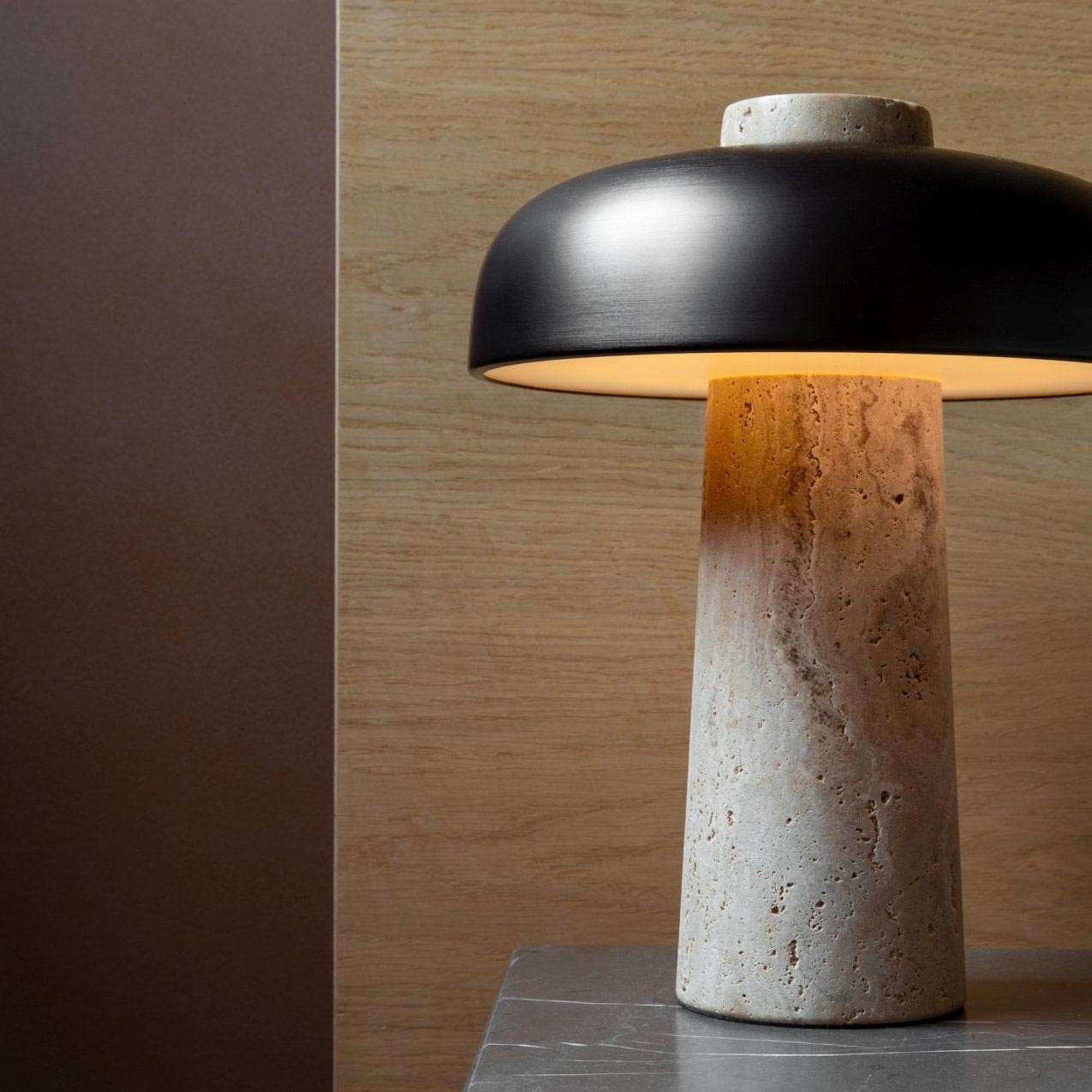 Hera – Lampe Travertin Intemporelle