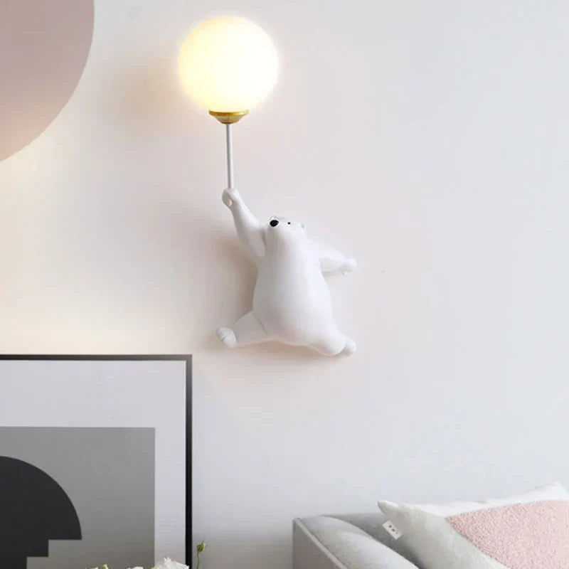 Applique murale ours suspendu
