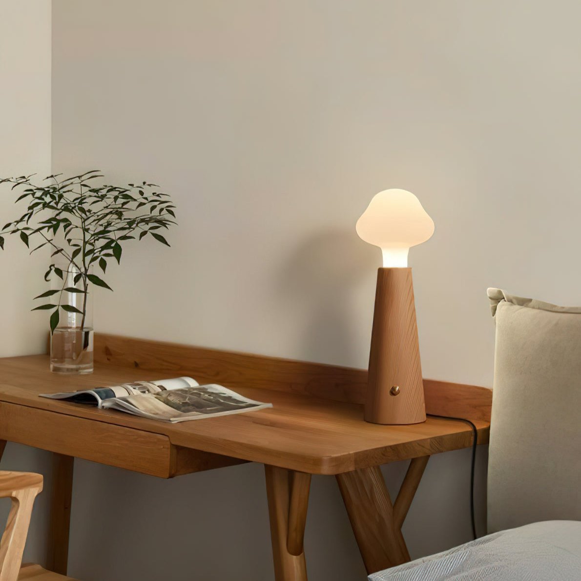 Eirik – Lampe de table en bois massif minimaliste
