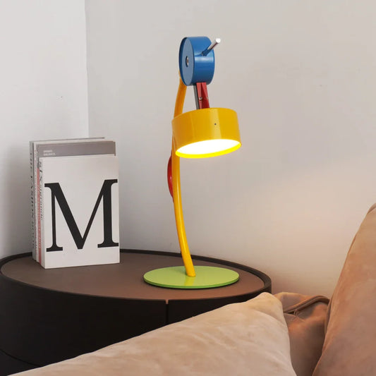 Arco – Lampe de table en arc colorée