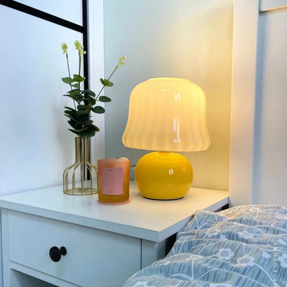 Lena – Lampe de table design champignon en verre émaillé
