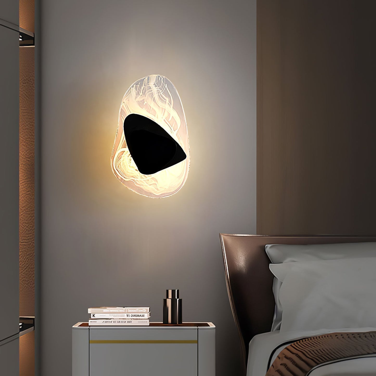 Katara – Applique Designer avec Accents en Cristal